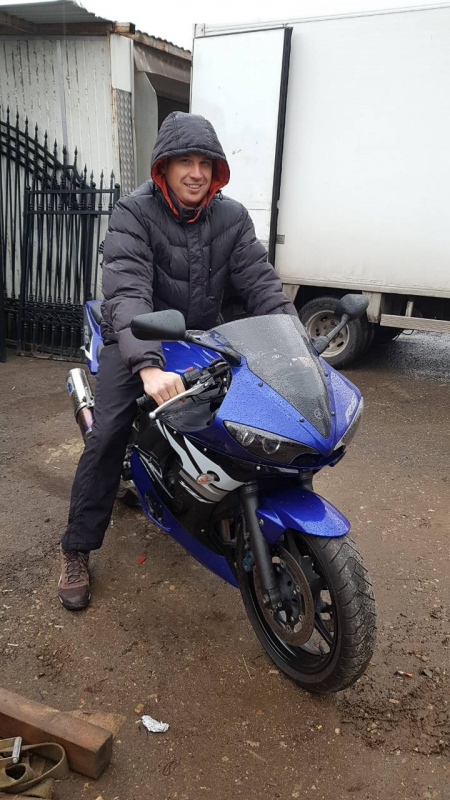 R6.jpg